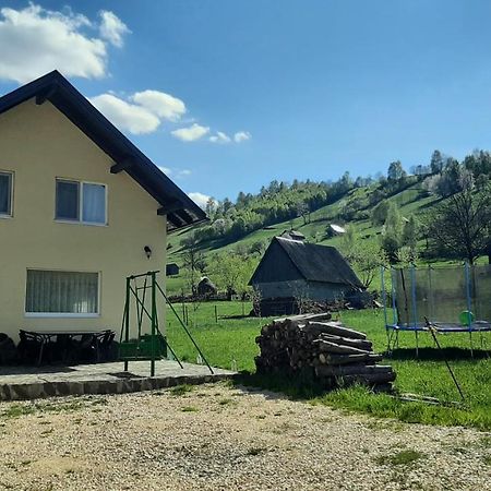 Casa In Curte La Zavate Villa Bran  Dış mekan fotoğraf